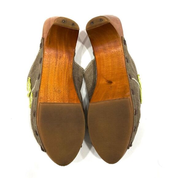 DICK & JANE Wood & Canvas Clog Sandals - Picture 8 of 8